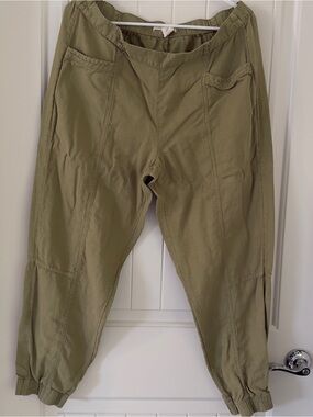 CC California Women's Olive Green Casual Jogger Pants